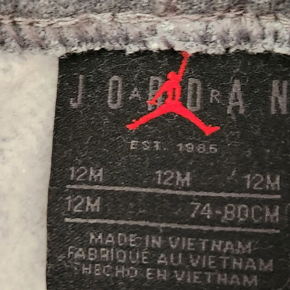 Jordan Brooklyn Fleece Pullover Set Baby 12M Gray Hoodie Joggers Jumpman NEW